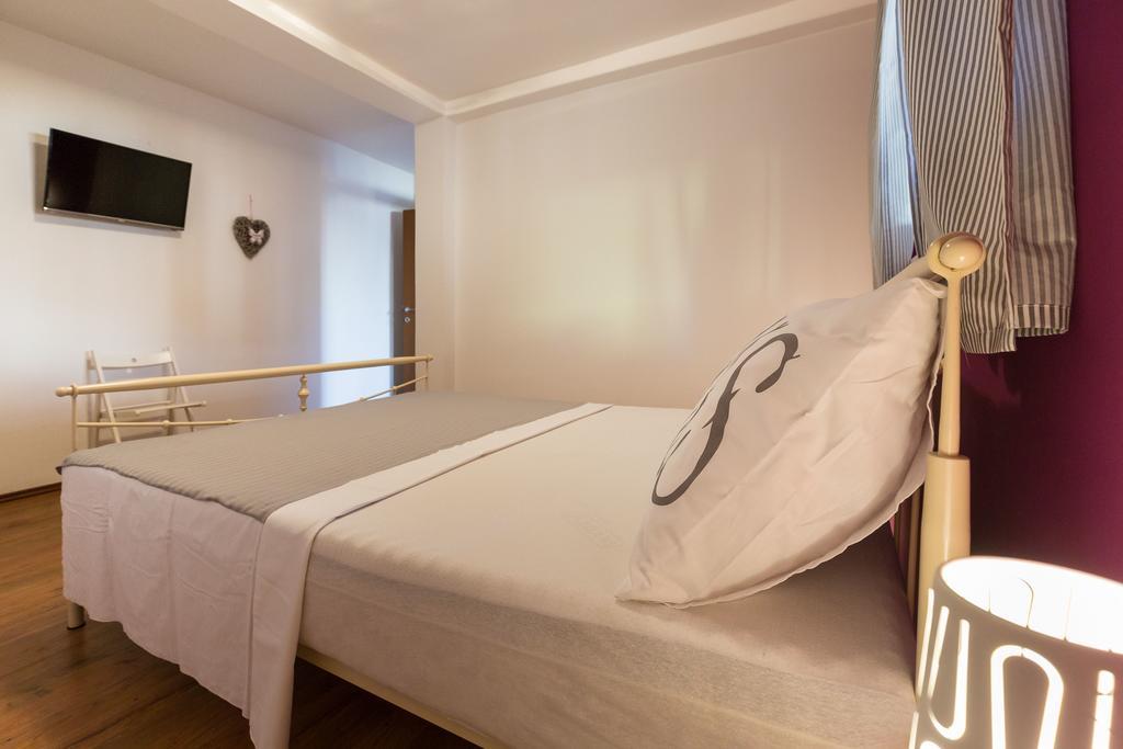 Apartmani Maksan Pakostane Bagian luar foto