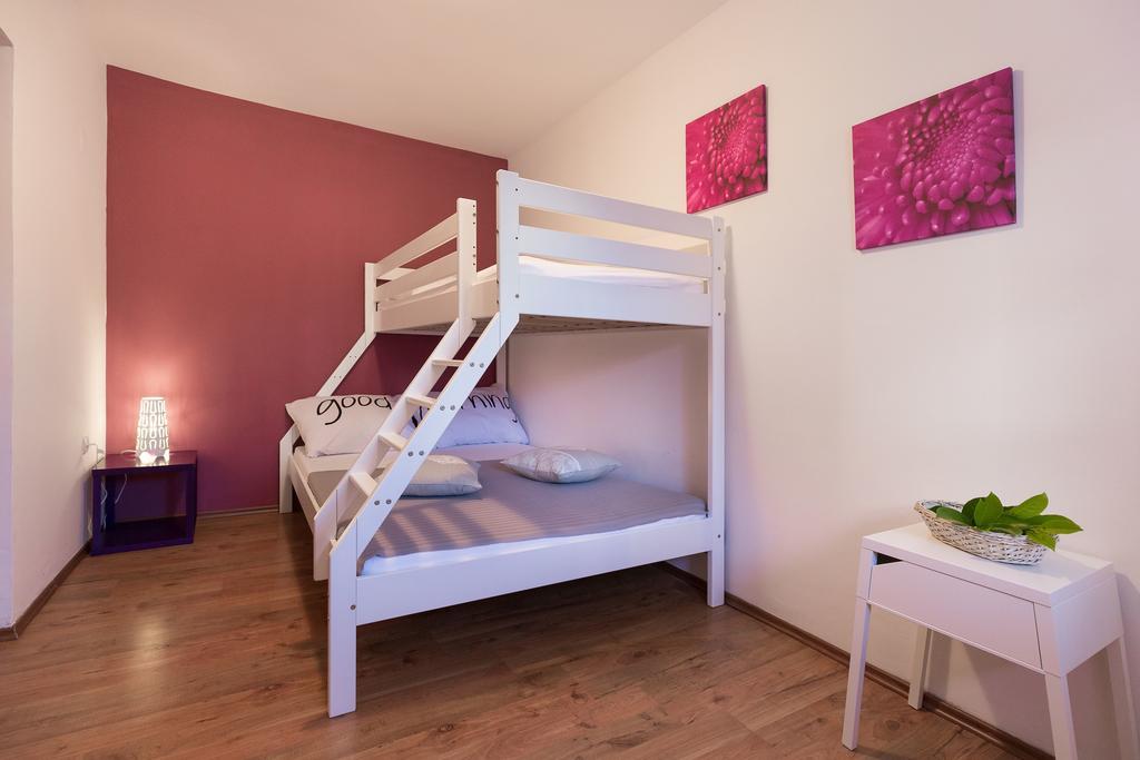 Apartmani Maksan Pakostane Bagian luar foto