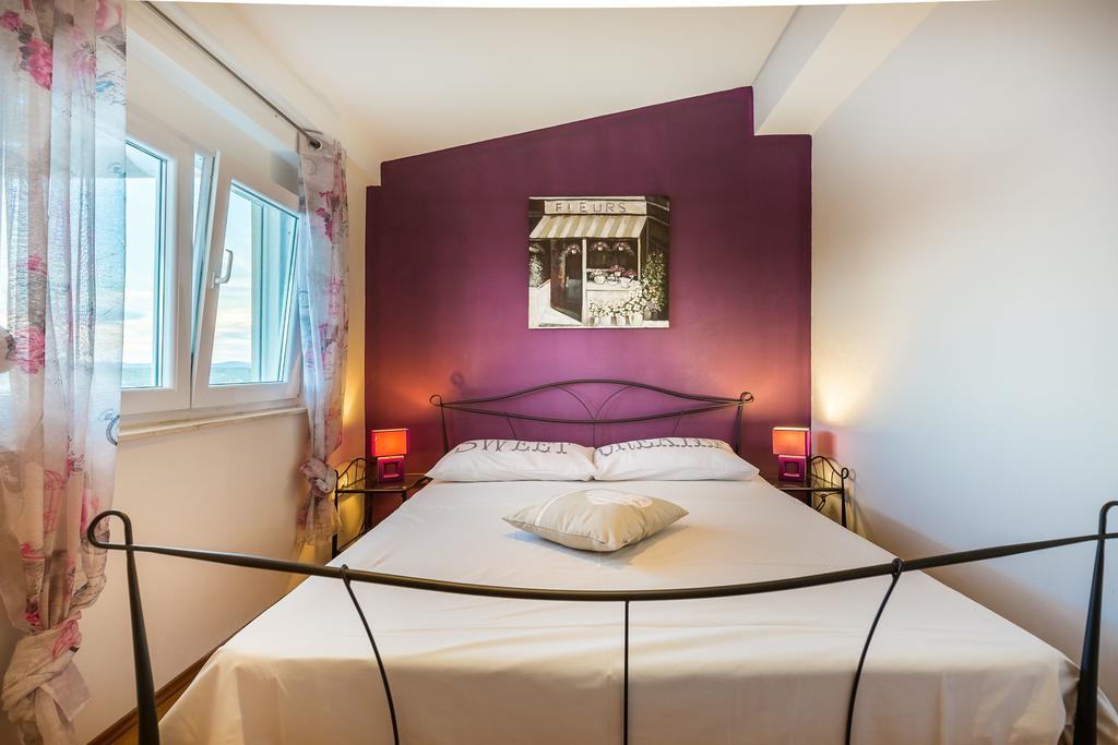 Apartmani Maksan Pakostane Bagian luar foto