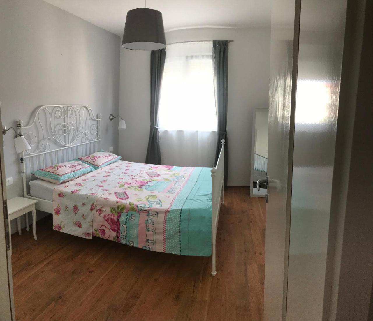 Apartmani Maksan Pakostane Bagian luar foto
