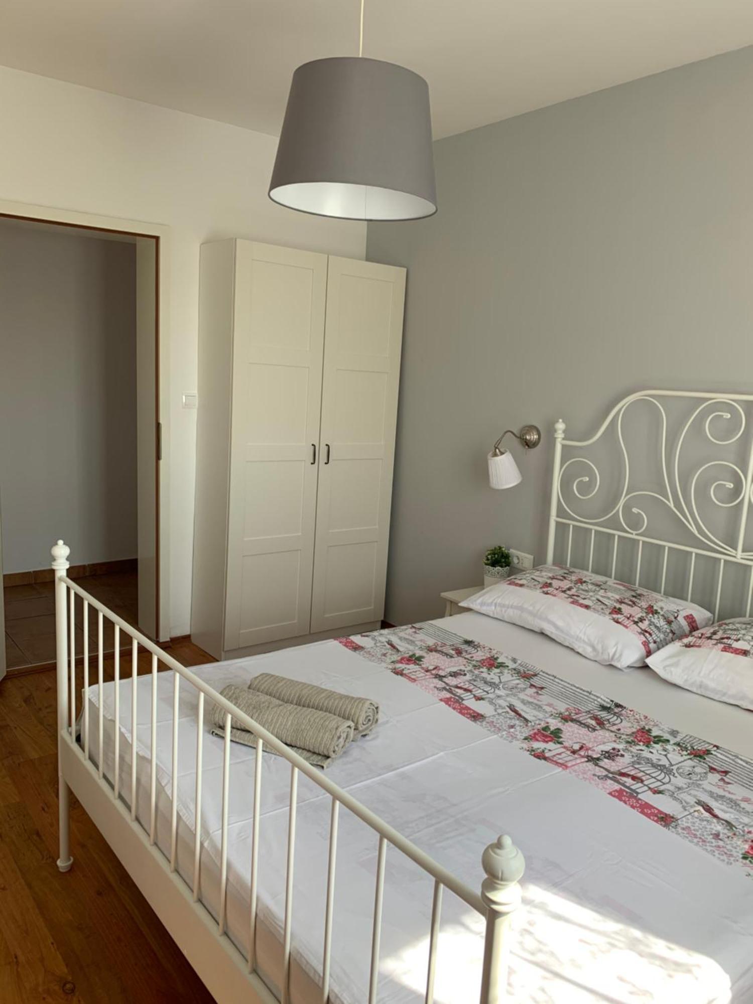 Apartmani Maksan Pakostane Bagian luar foto